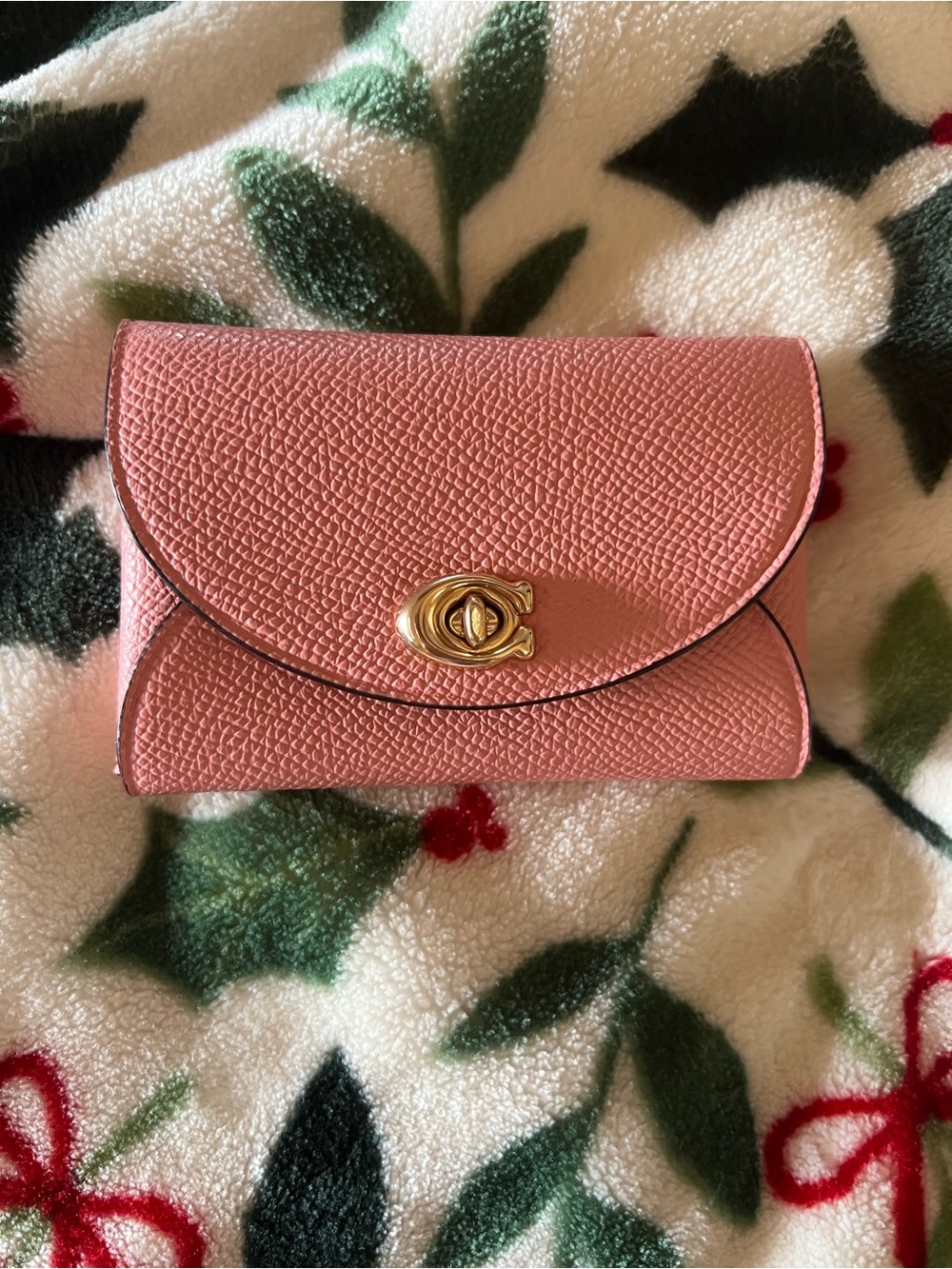 Coach Pink Leather Turn Lock Card Holder NWOTS!